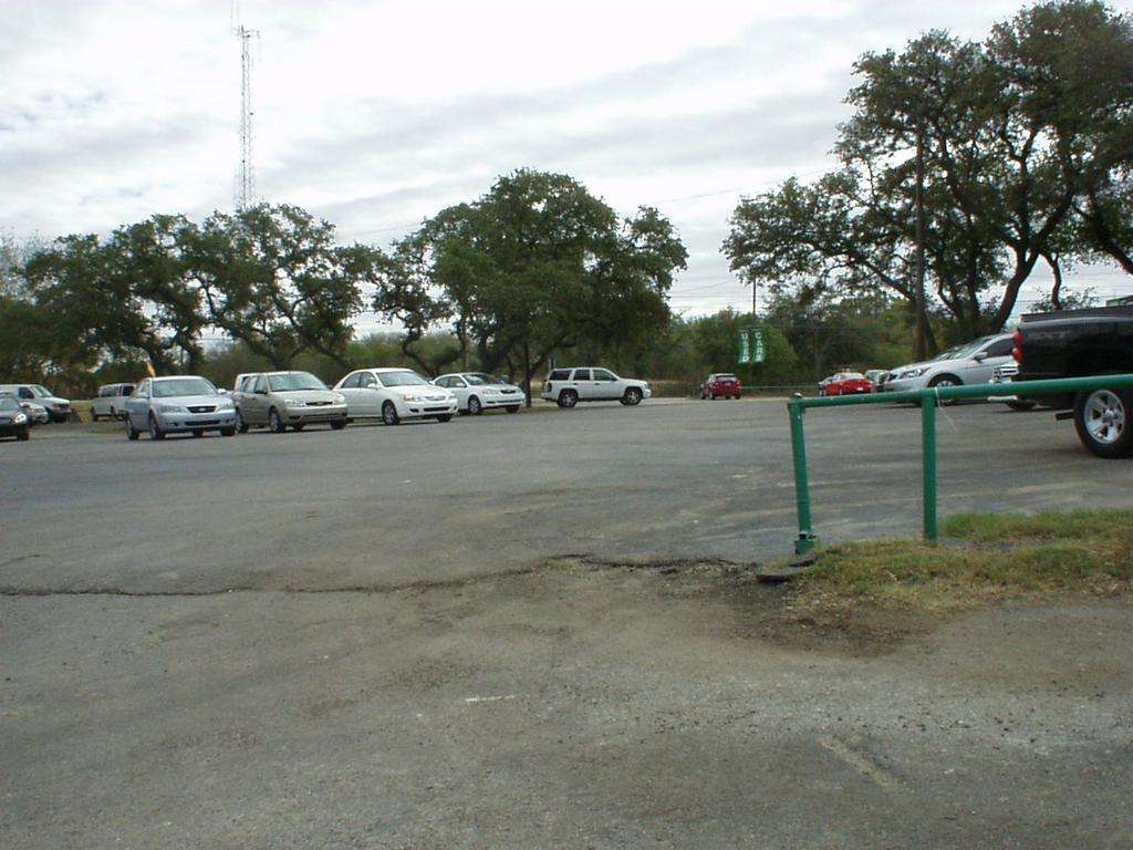 Pictures for LOVETT USED CAR SUPERCENTER in San Antonio, TX 78233